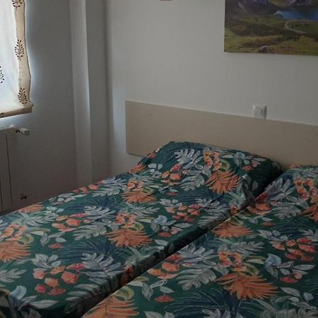Ferienwohnung Paseo Del Saja I Y II Villanueva de la Peña Exterior foto